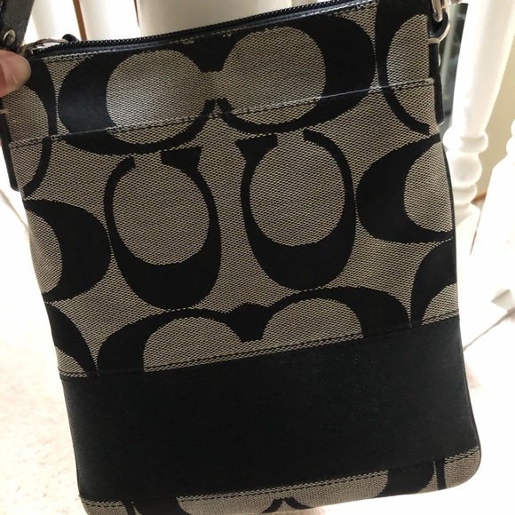 Small Coach Purse - Black - Picture 2 of 3